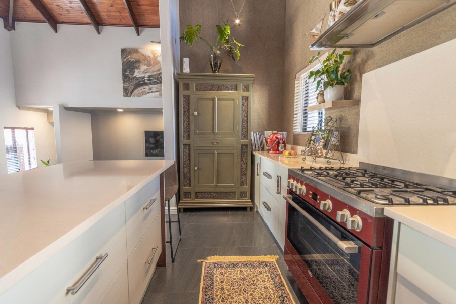 4 Bedroom Property for Sale in Atlantic Beach Golf Estate Western Cape